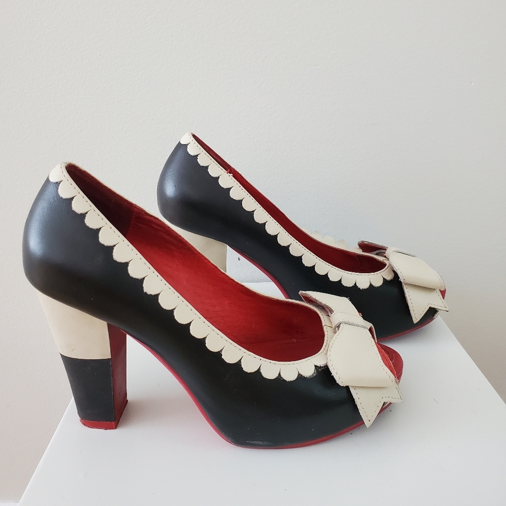 Lola Ramano shoes